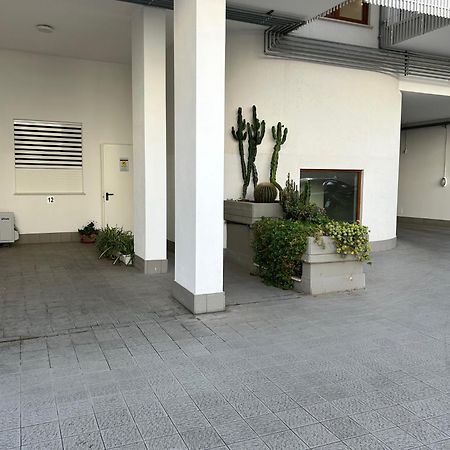Central Modern Apartment 巴里 外观 照片