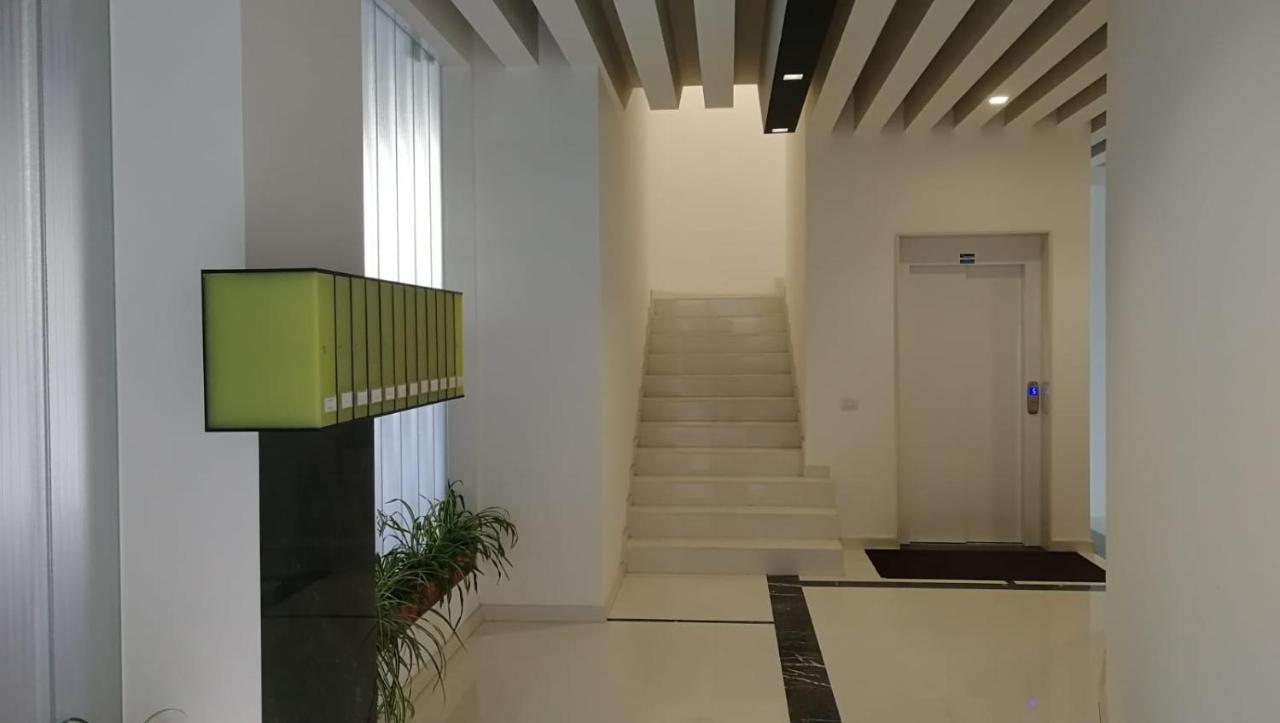 Central Modern Apartment 巴里 外观 照片
