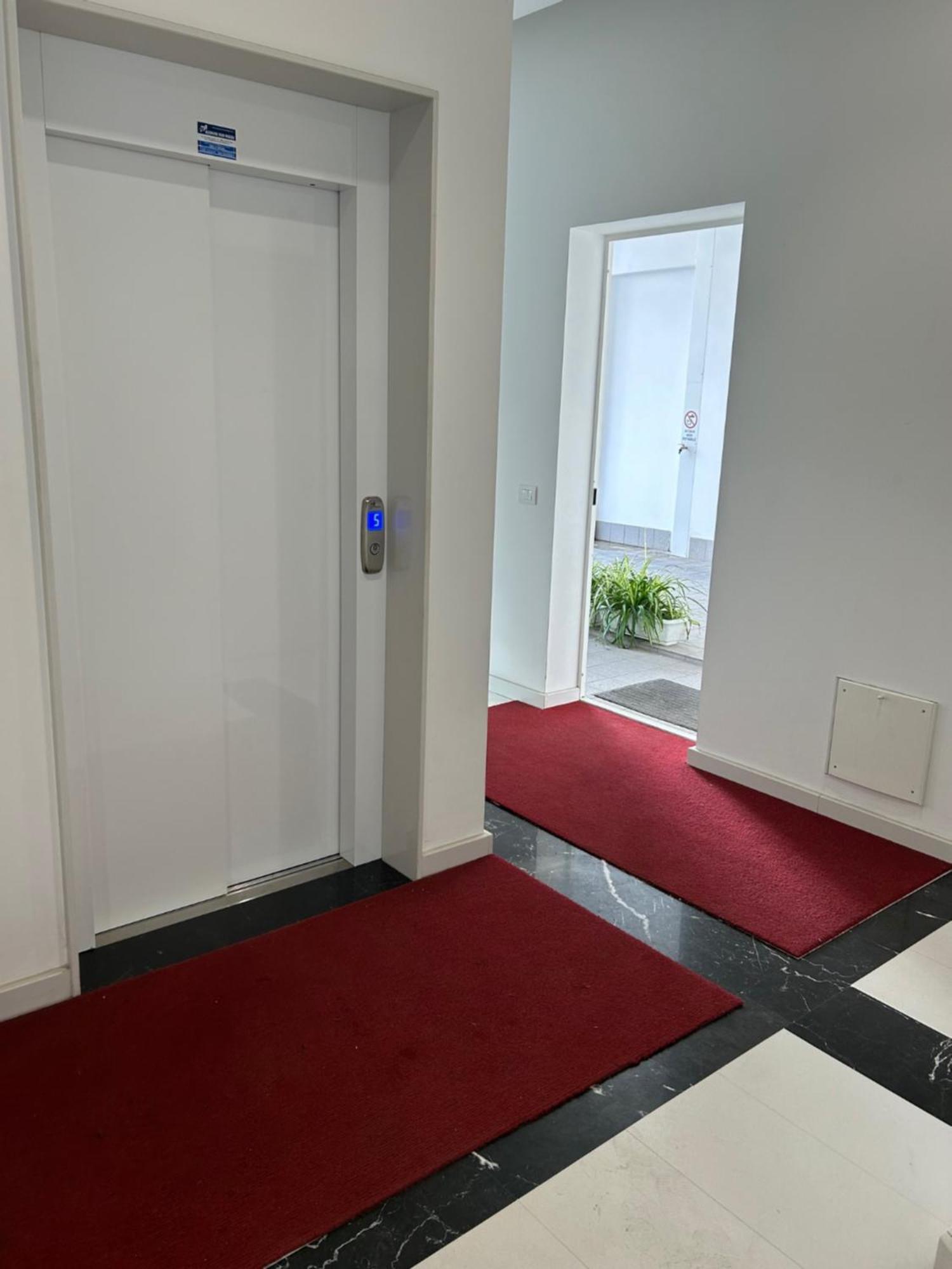 Central Modern Apartment 巴里 外观 照片